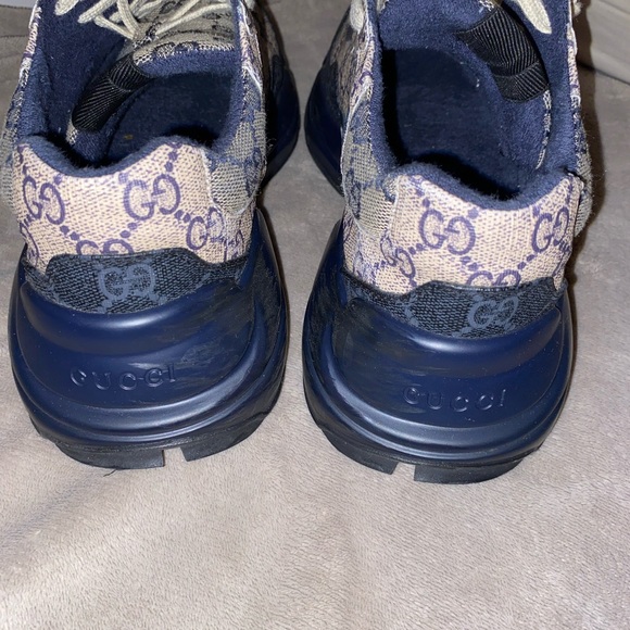 gucci shoes - Picture 3 of 7